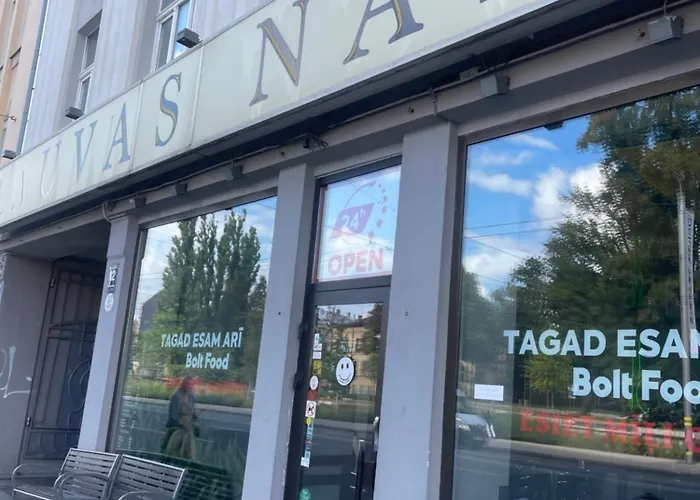 아파트 In The Heart Of