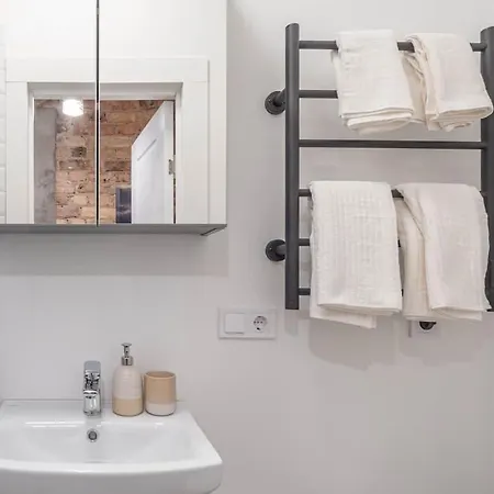 Apartment In The Heart Of